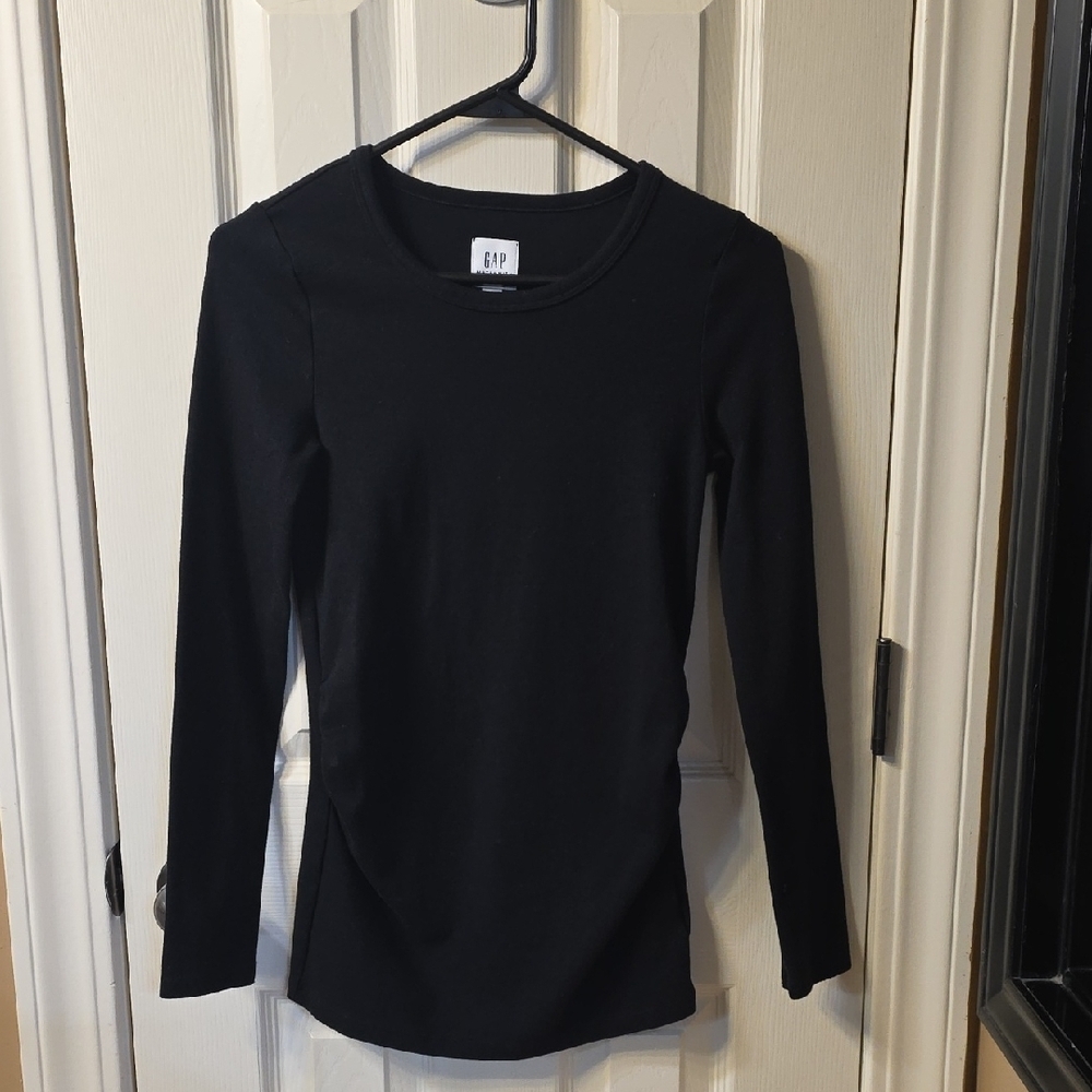 GAP Maternity Women's Elegant Black Long Sleeve Tee